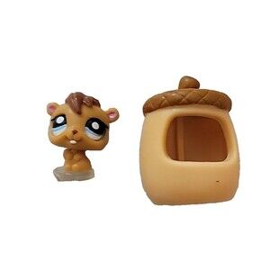 Littlest Pet Shop LPS Teeniest‎ Tiniest Squirrel with Nut House accessory